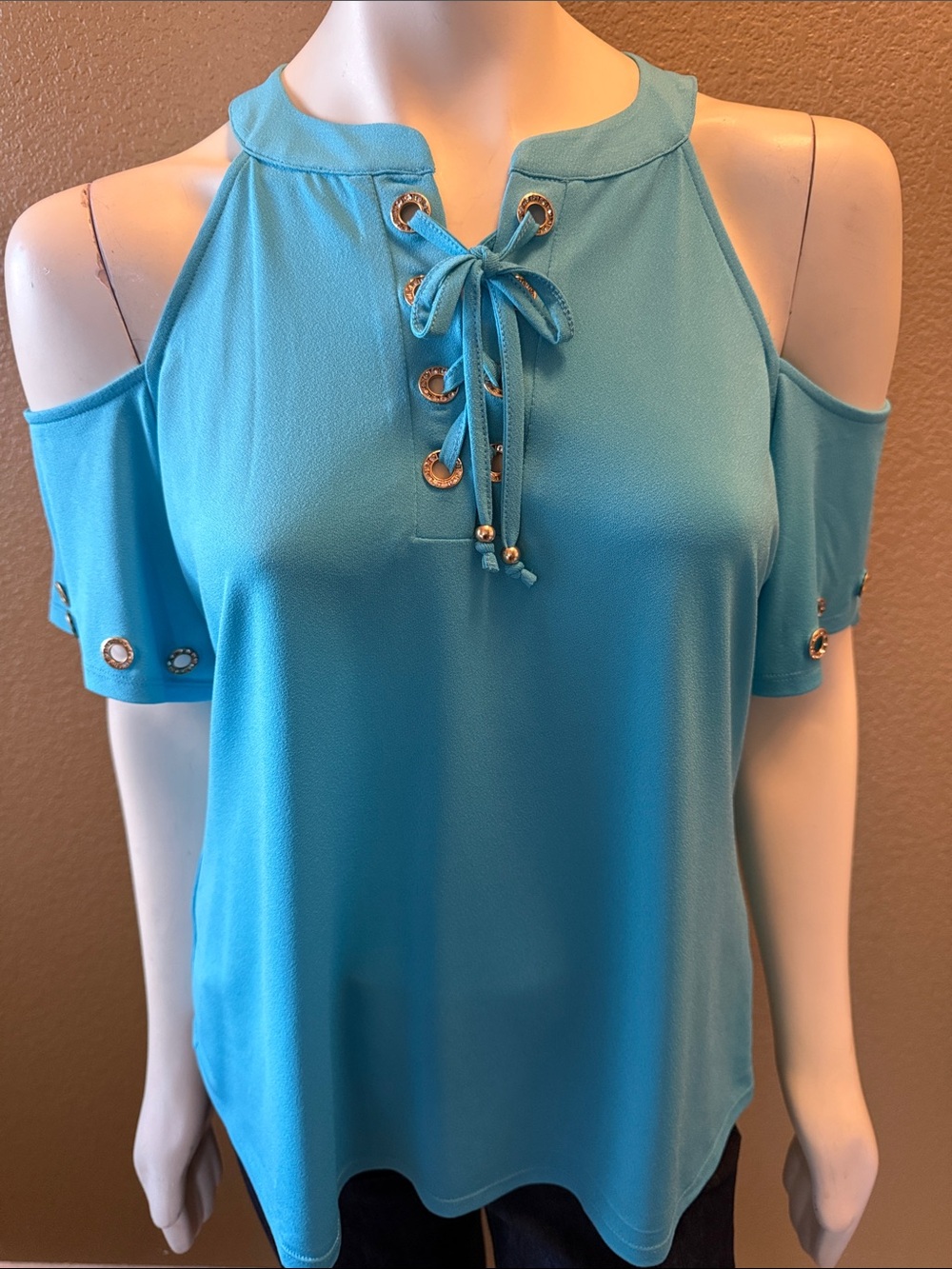 Women’s Cold-Shoulder Lace-Up Top in Turquoise